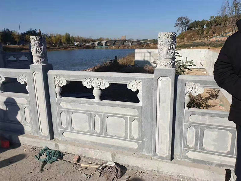 花岗岩石雕栏杆厂家,海量高清河道青石栏杆图片大全_石材_雕刻_栏杆