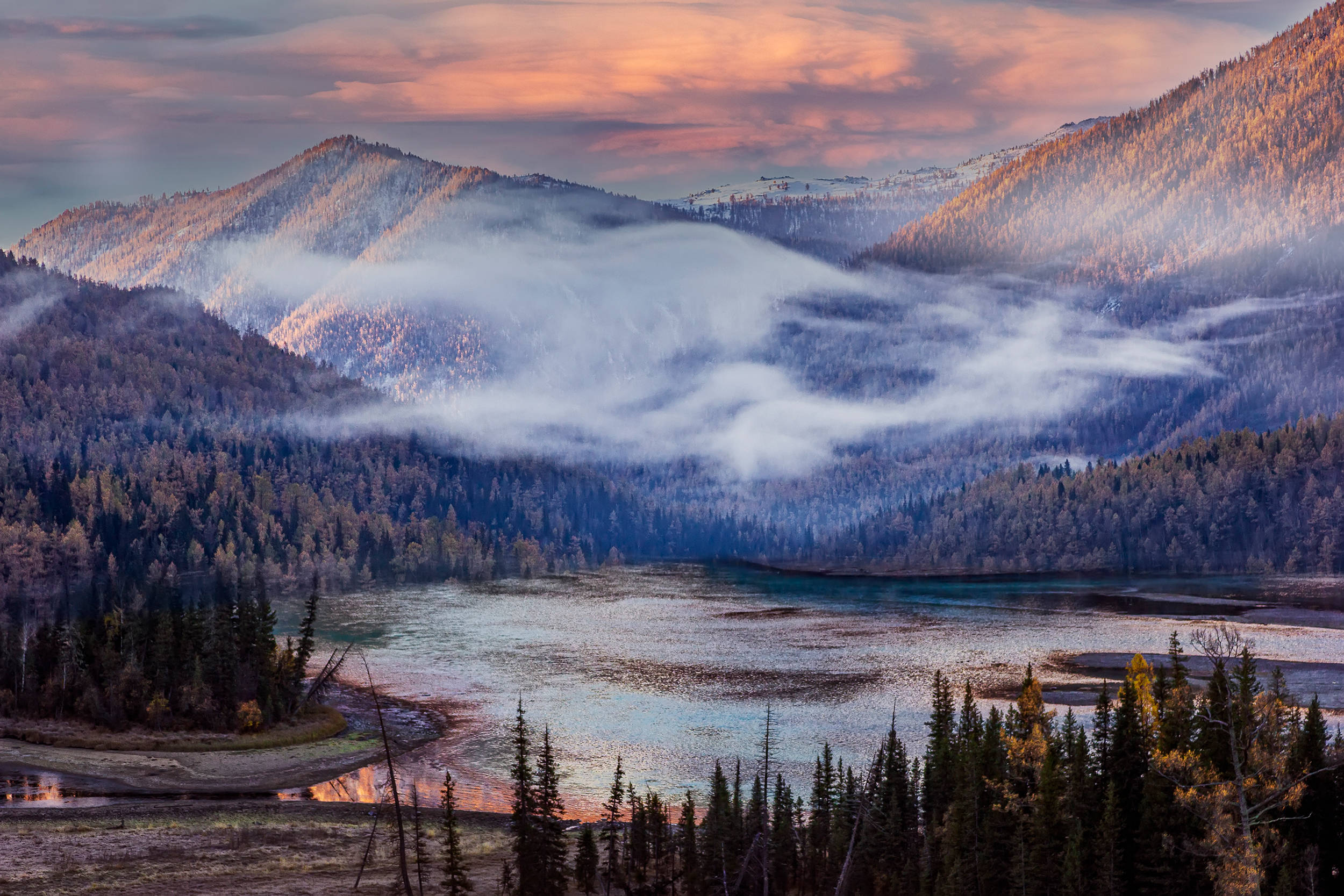 摄影师余兴龙五光十色的美丽新疆