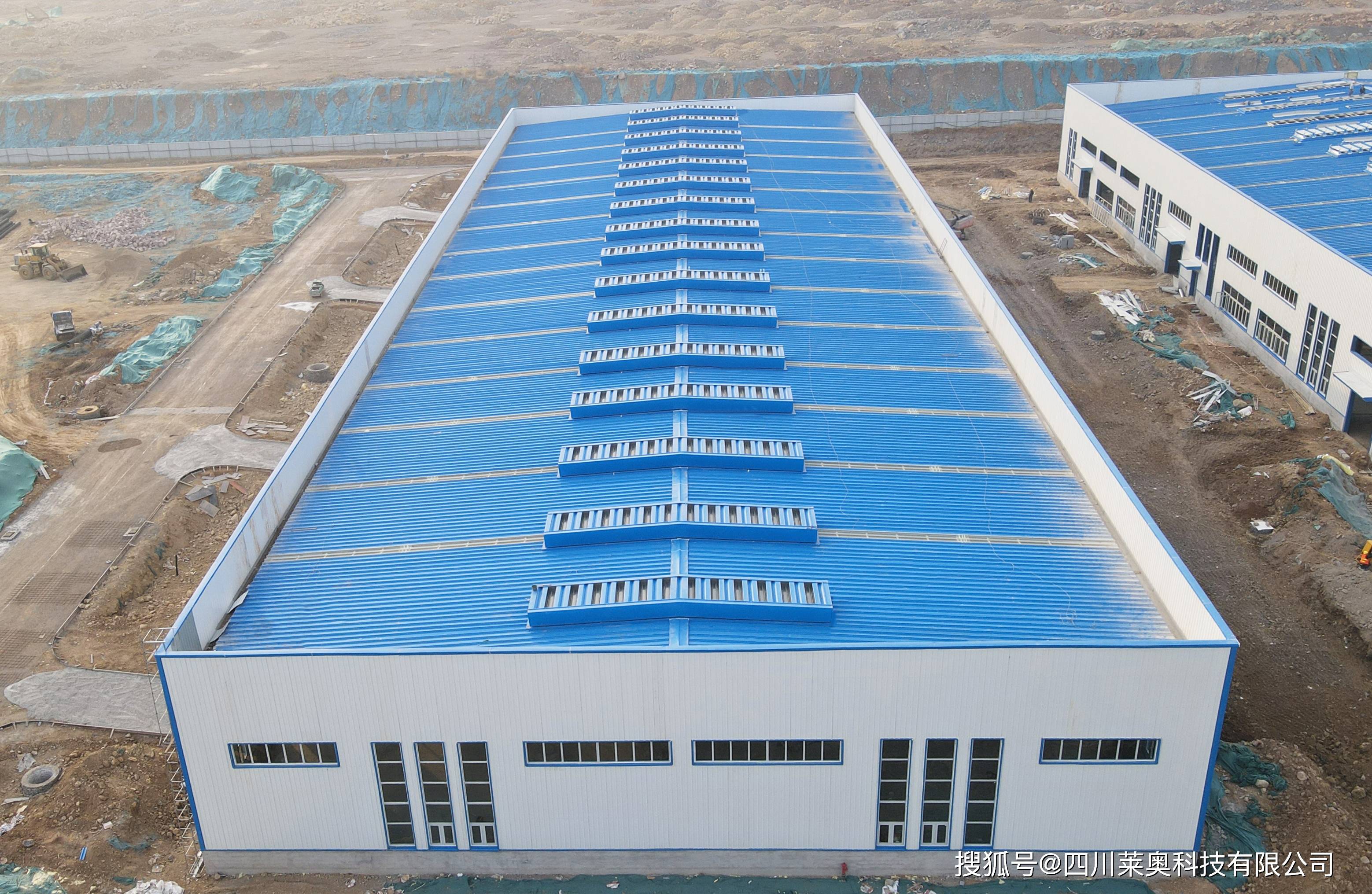 leo-1500n薄型通风天窗产品简介_厂房_高度_长度