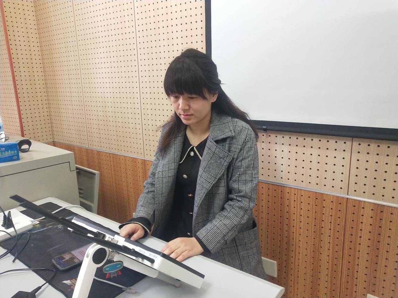 王娇 摄影为更好地促进全市群众文化活动的蓬勃开展