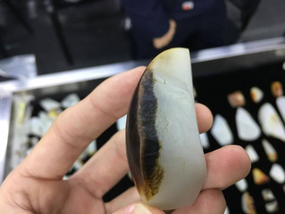 原创籽料黑皮百种你收藏了几个