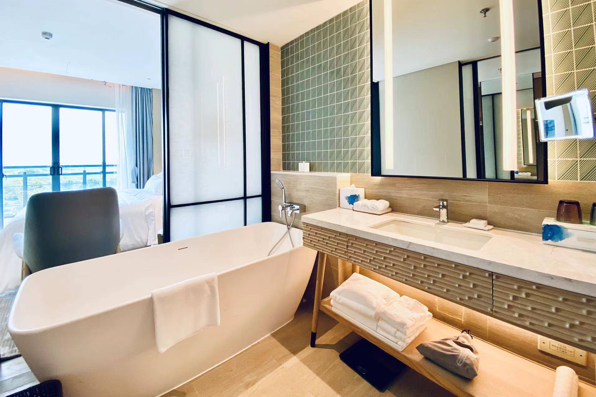 当然,令人惊喜的还有厦门同安源宿酒店还与厦门万丽酒店共享室内恒温