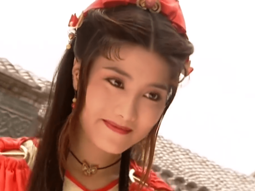 霹雳菩萨阿舍那些奇怪的衣服