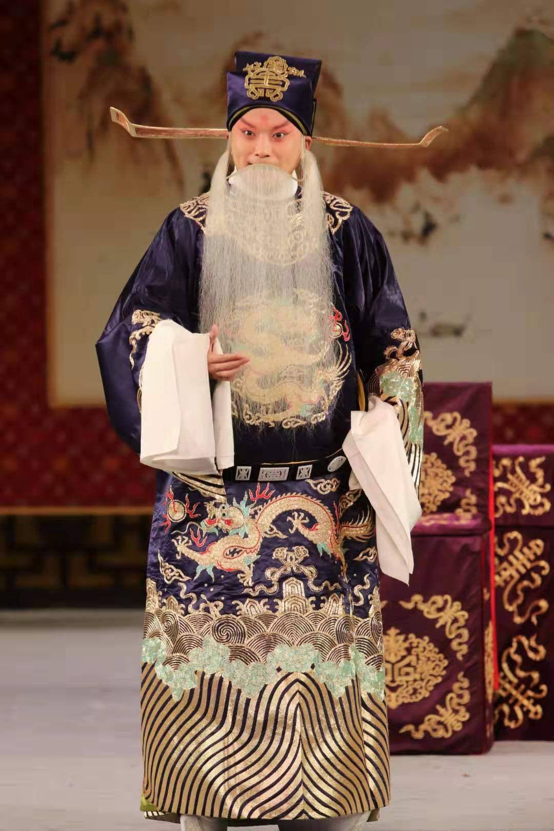 艺术为了和平国际和平艺术家推选人物陈圣杰