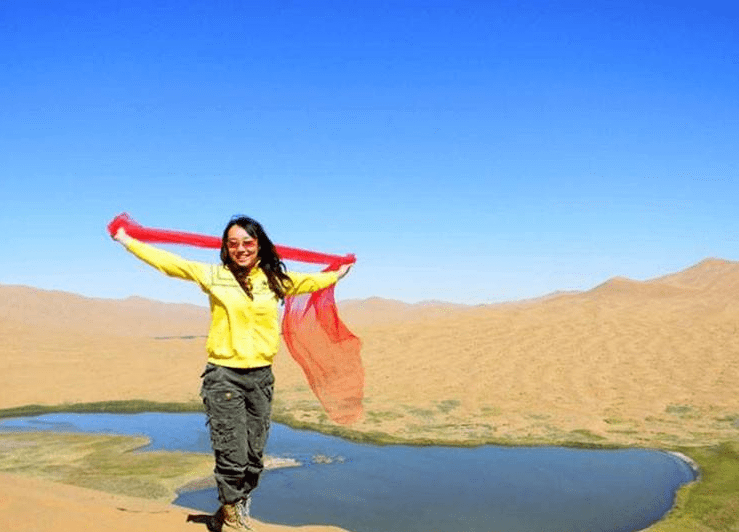 原创中国大妈旅游时丝巾必不可少外国人不解其中原因你知道吗