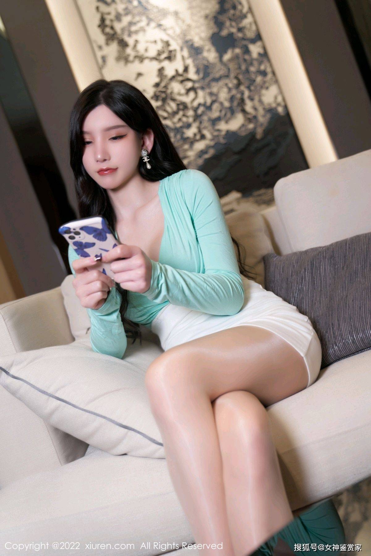 当气质美女周于希穿上修身包臀裙，这才是女神该有的样子嘛！