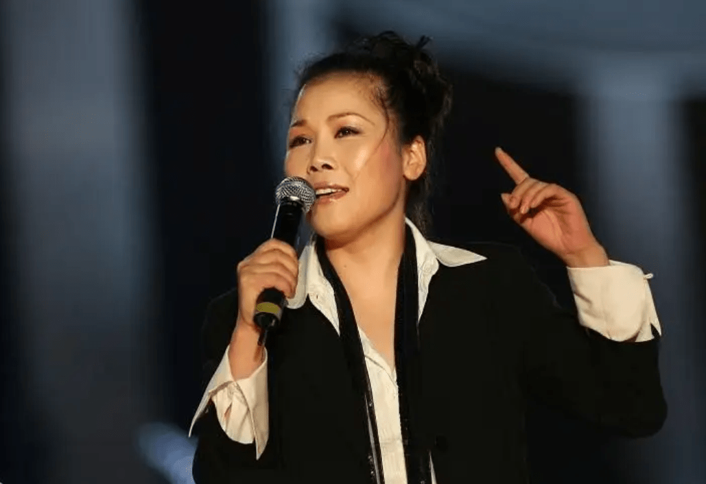 原创56岁田震60岁刘德华64岁万梓良被曝新消息网友评价他们很接地气