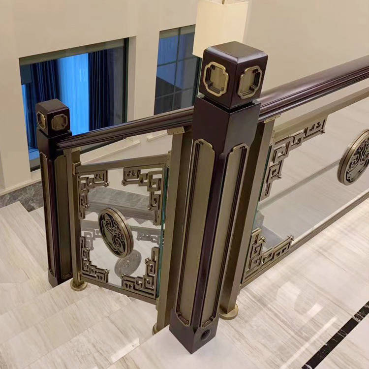 别墅不锈钢镀金楼梯围栏选择必须知道情况_扶手_效果_装饰