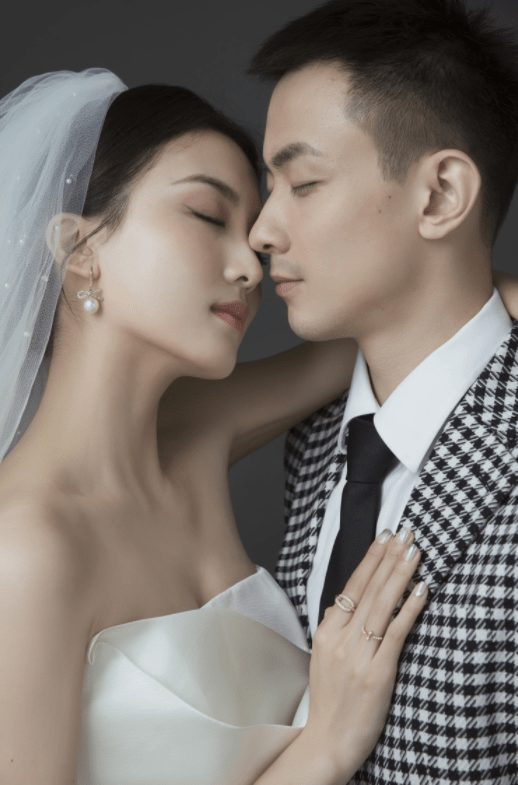 赵继伟婚礼成cba全明星郭艾伦到位婚纱照出炉太美了兄弟团照片曝光