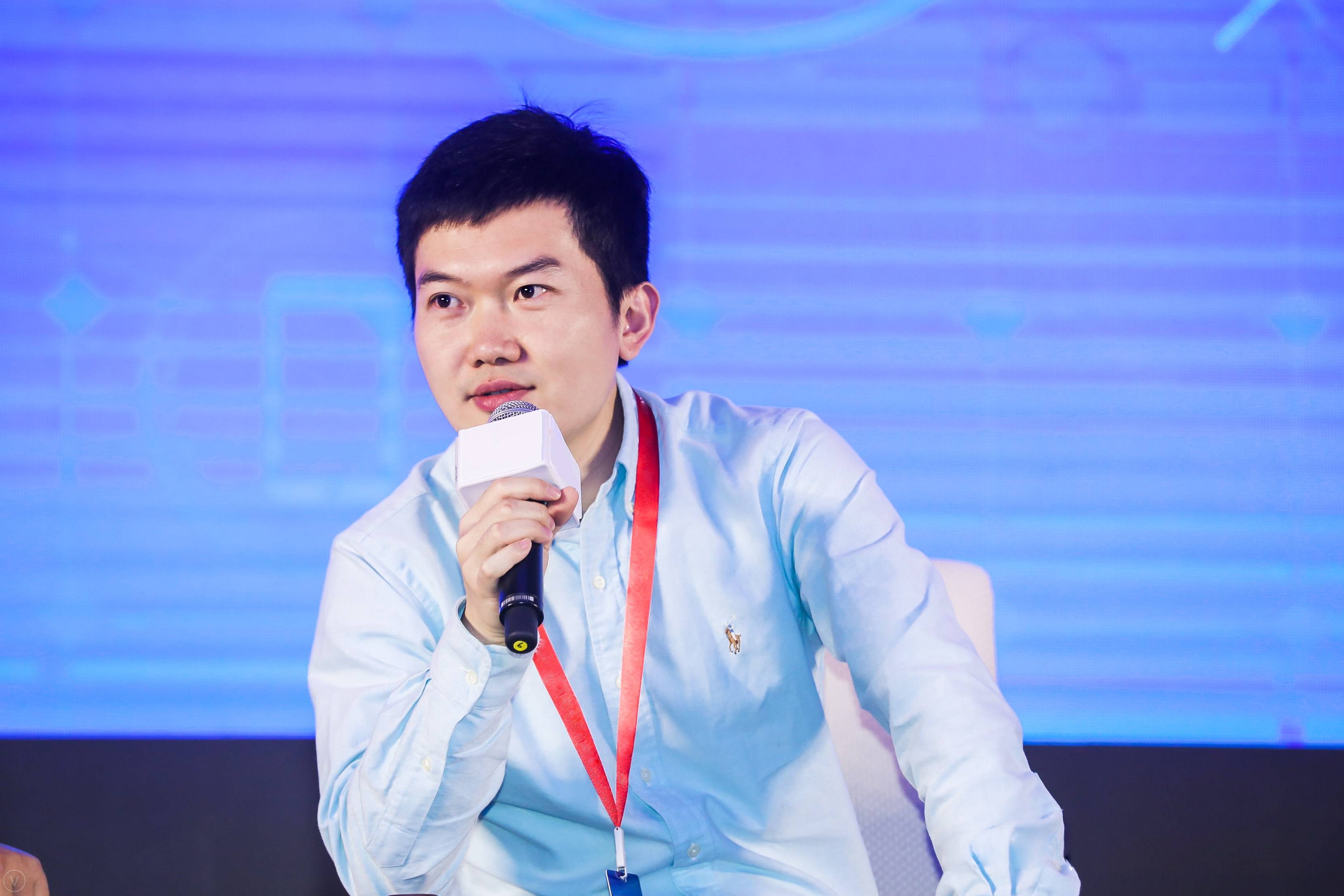 万佳安许明荣膺"深圳新生代创业风云人物奖",为深圳创新注入科技力量