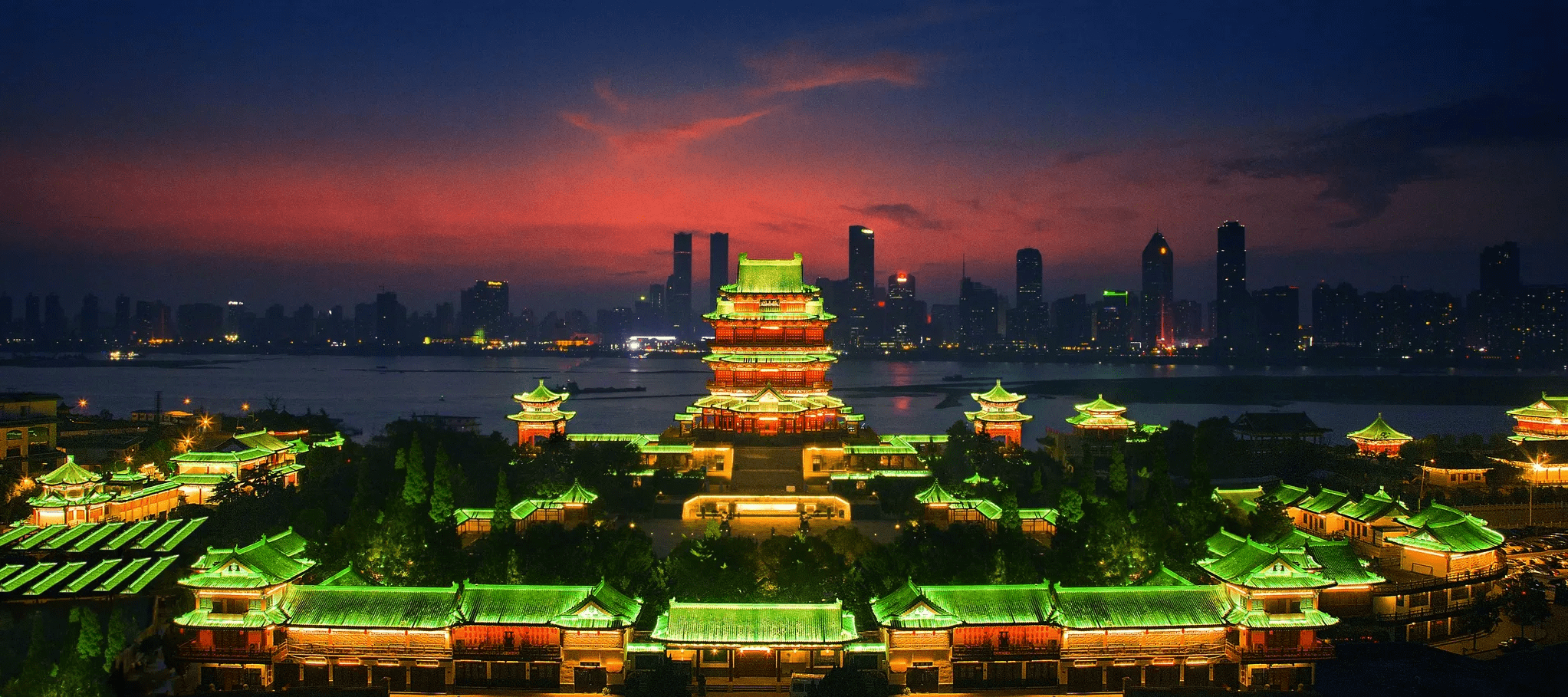 揭露滕王阁夜景美轮美奂背后的秘密