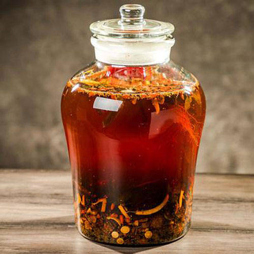 男子喝珍藏三年的药酒肾衰险丢命哪些药物不能泡酒喝