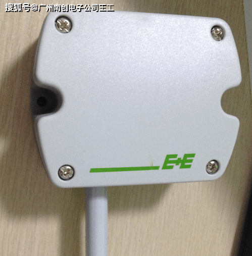 EE210-HT6xPAxxD/UWTx024M 温湿度变送器 传感器 E+E