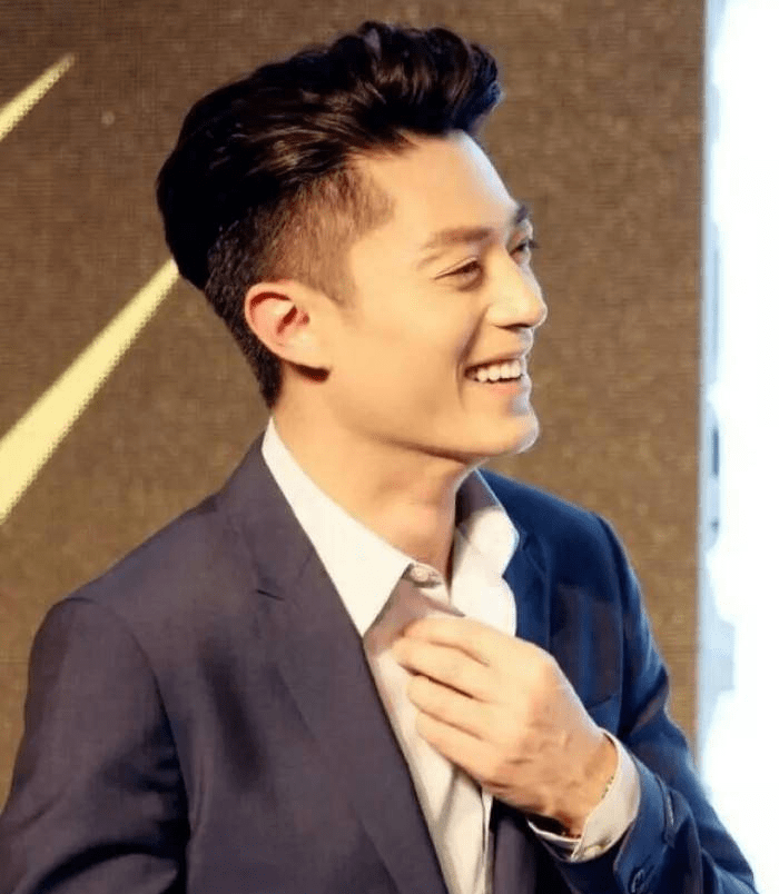 比如上海东方卫视的《极限挑战》,浙江卫视的《奔跑吧兄弟》这些综艺