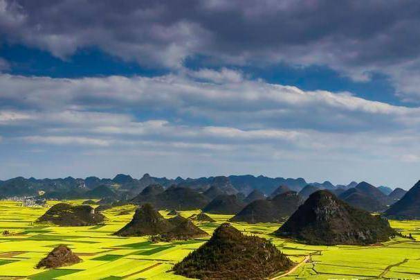 盤點中國最美的四大喀斯特地貌_石林_萬峰林_雲南