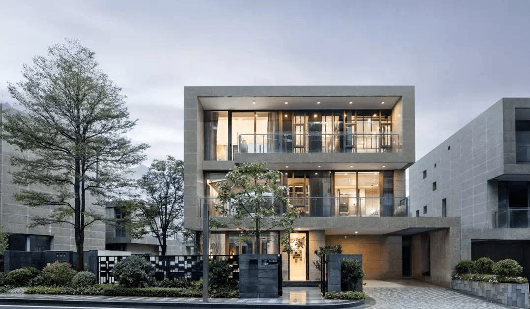 新天半山墅独栋别墅天际泳池背山面湖豪宅标杆侯君品鉴