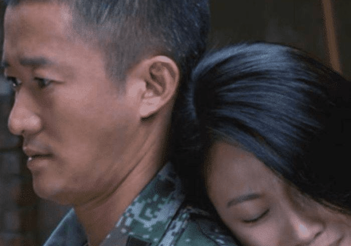 古装剧里的江湖侠客,现代剧里的无情杀手,还有硬气英武的军人