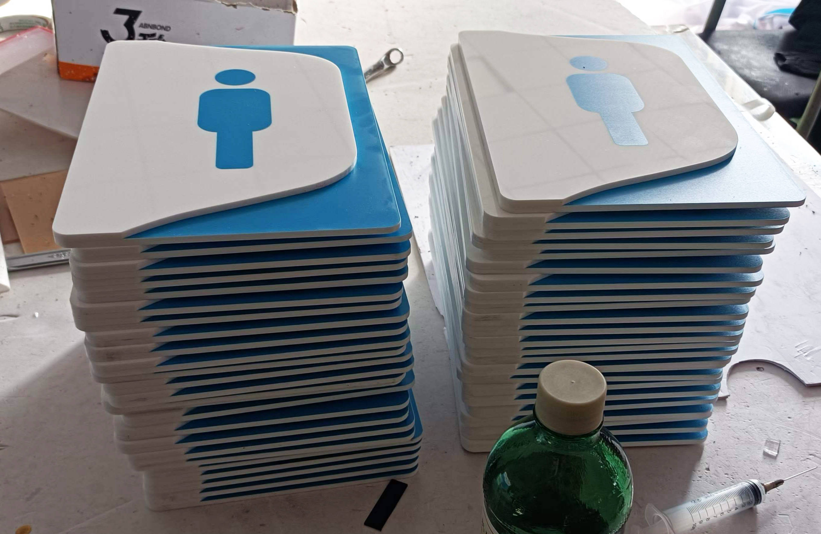 亚克力uv标牌在广告物料制作中受欢迎_版权_招牌_图片