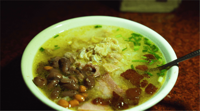 三合汤对美食的偏爱,都浓缩在这一碗贞丰糯米饭