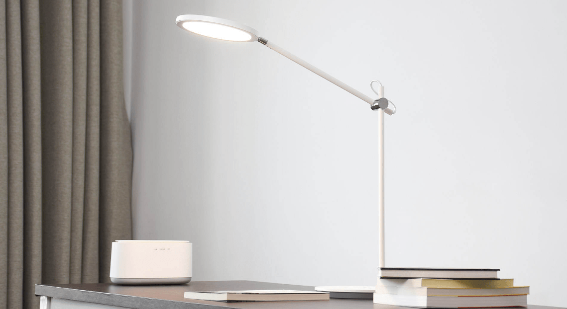 适合晚上读书的护眼台灯有哪些?光线非常舒适的护眼台灯推荐