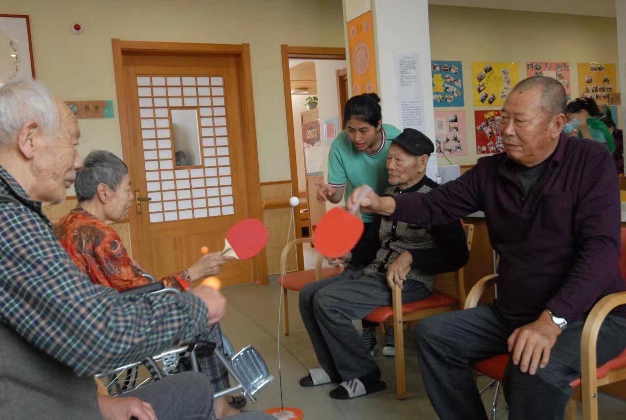 山东即墨:家门口养老 乐享品质晚年_老人_中心_生活