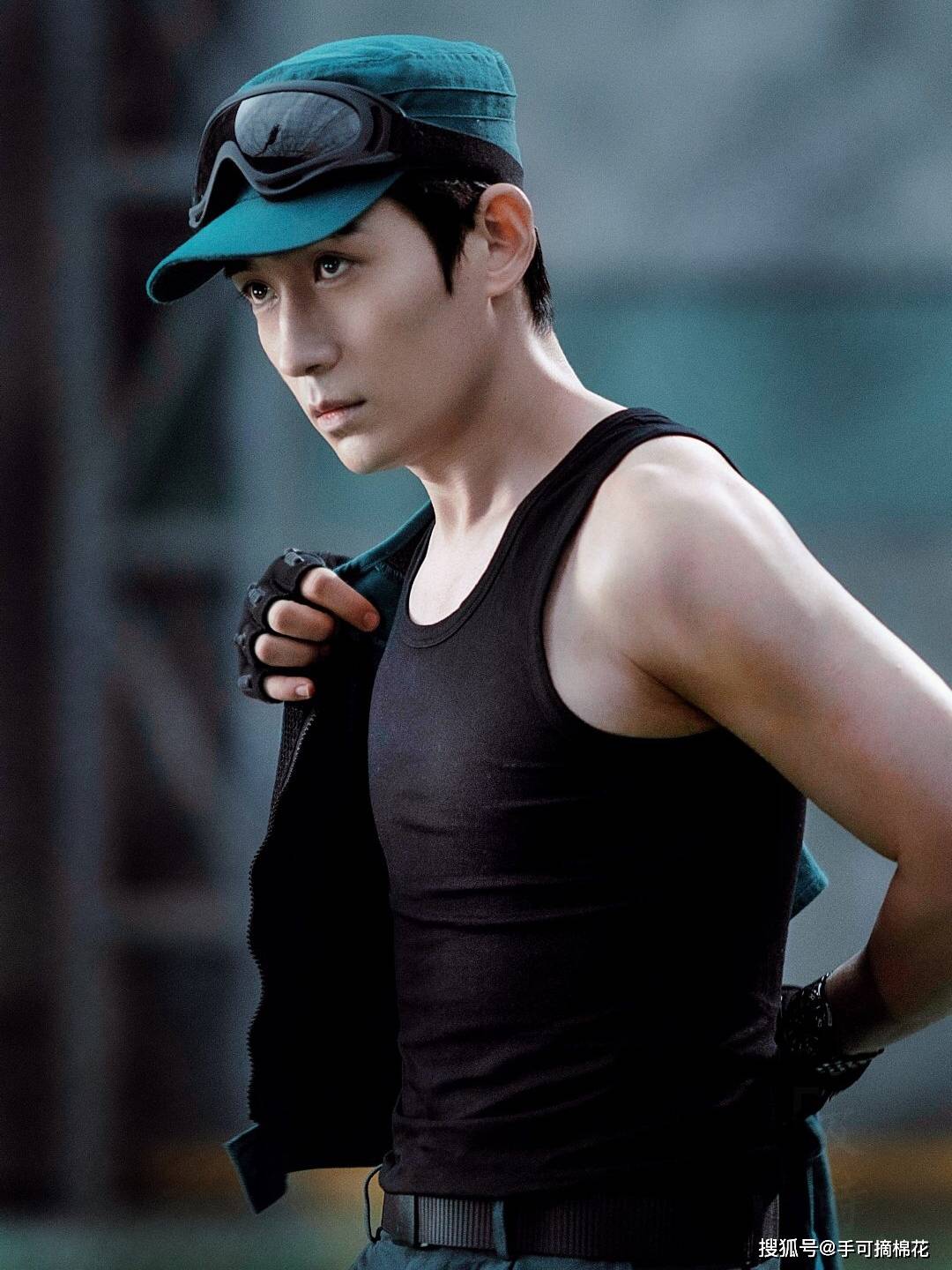 朱一龙为新电影打破固有形象气质绝了观众看了直呼过瘾