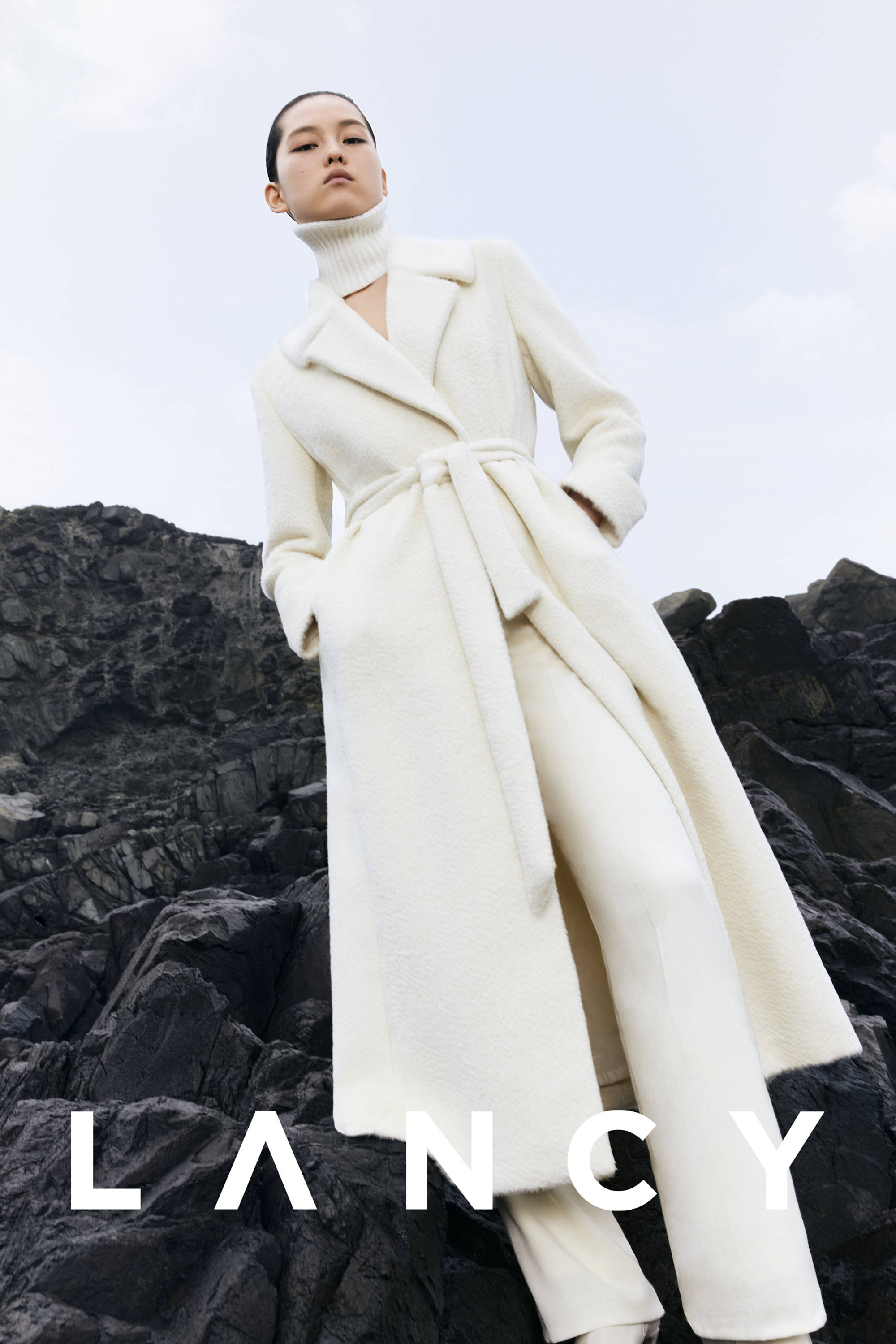 万籁的喁语 to whisper | 朗姿lancy 2022 秋冬大片_女性_服装_自然