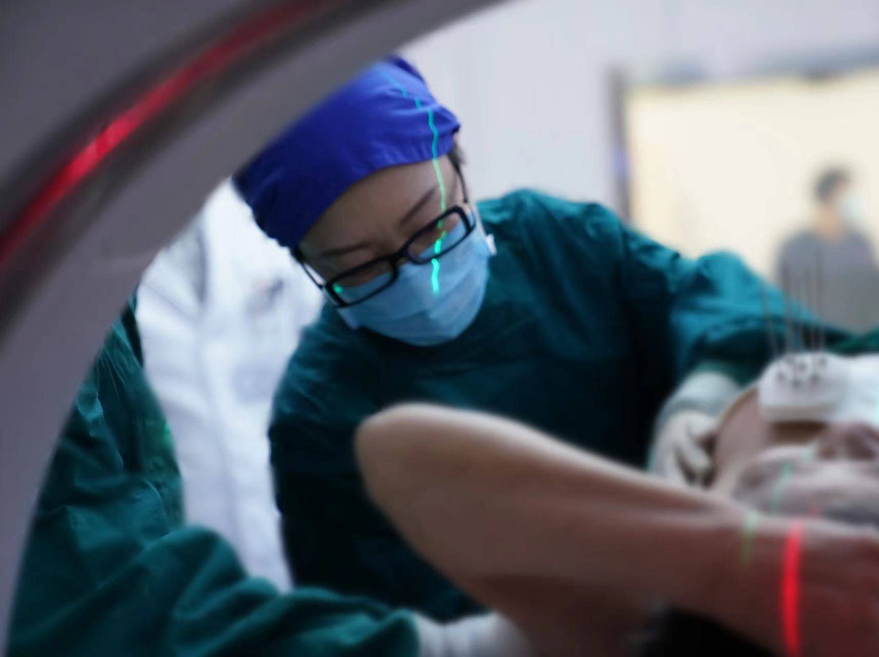 天津首例天肿团队成功为高龄乳腺癌晚期患者开展3d打印精准插植放疗