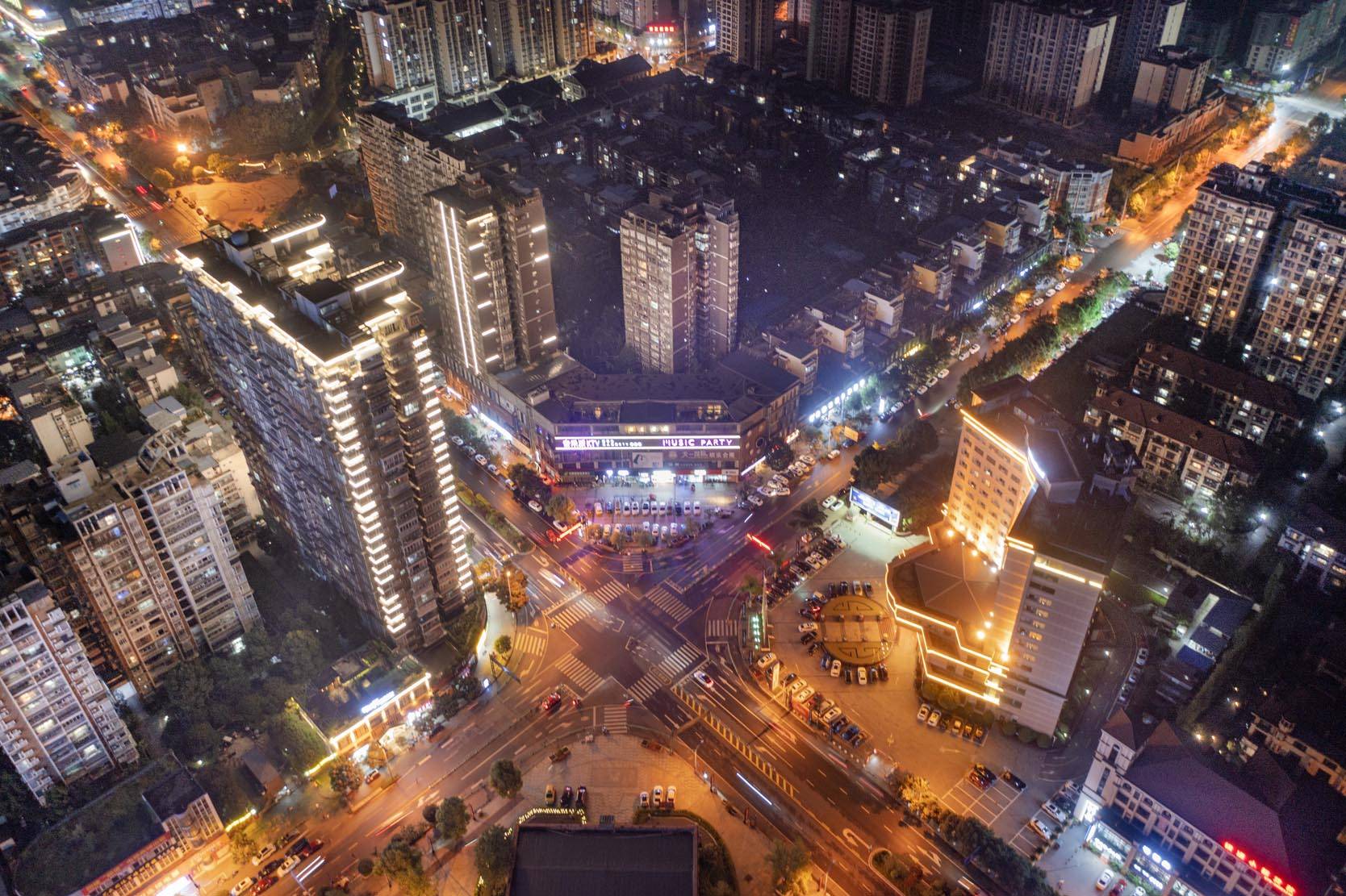 四川眉山:夜幕下的青神不夜城_陈先林_刘国兴_青神县