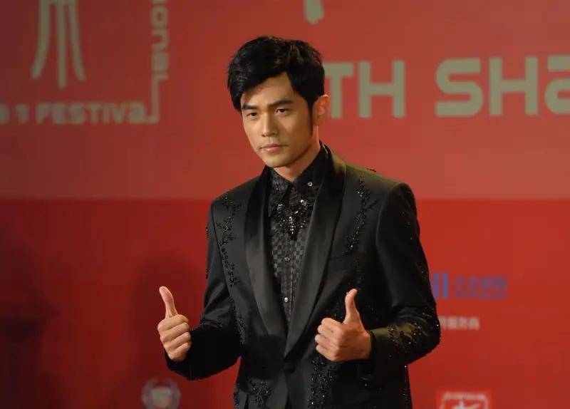 周杰伦八字鉴赏