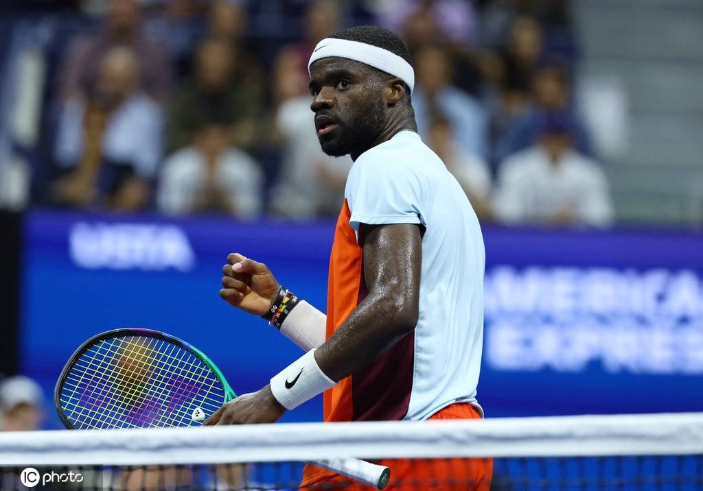 从达拉斯到菲尼克斯 欧文用实力书写传奇篇章