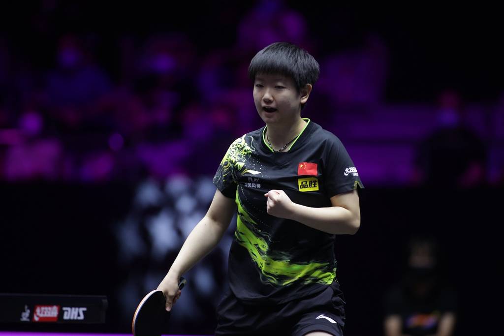 赛前训练状态曝光引球迷热议