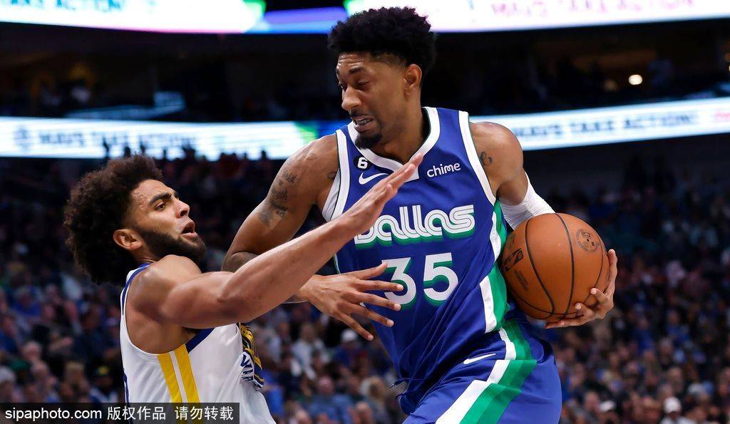 独行侠对决76人全场激战直播实况精彩瞬间不容错过