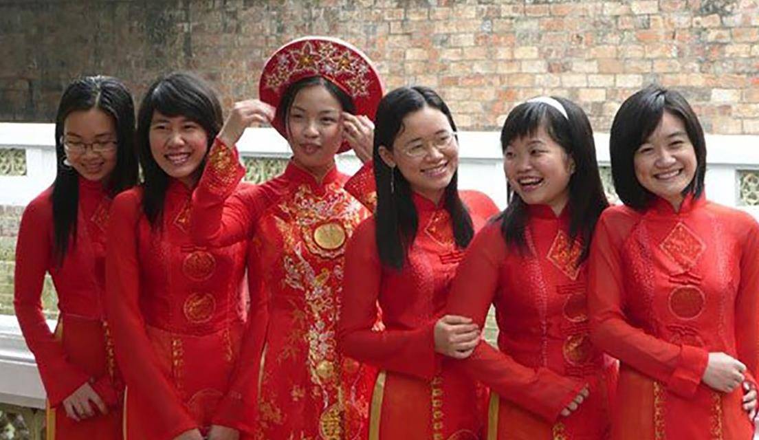 越南新娘灰色产业链:20万保证女孩贞洁,逃跑了包赔_中国_河山_中越