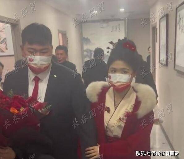 墨之文儿子墨小伟低调迎娶陈萌，婚礼现场独家曝光，仅邀请曲系亲属参与