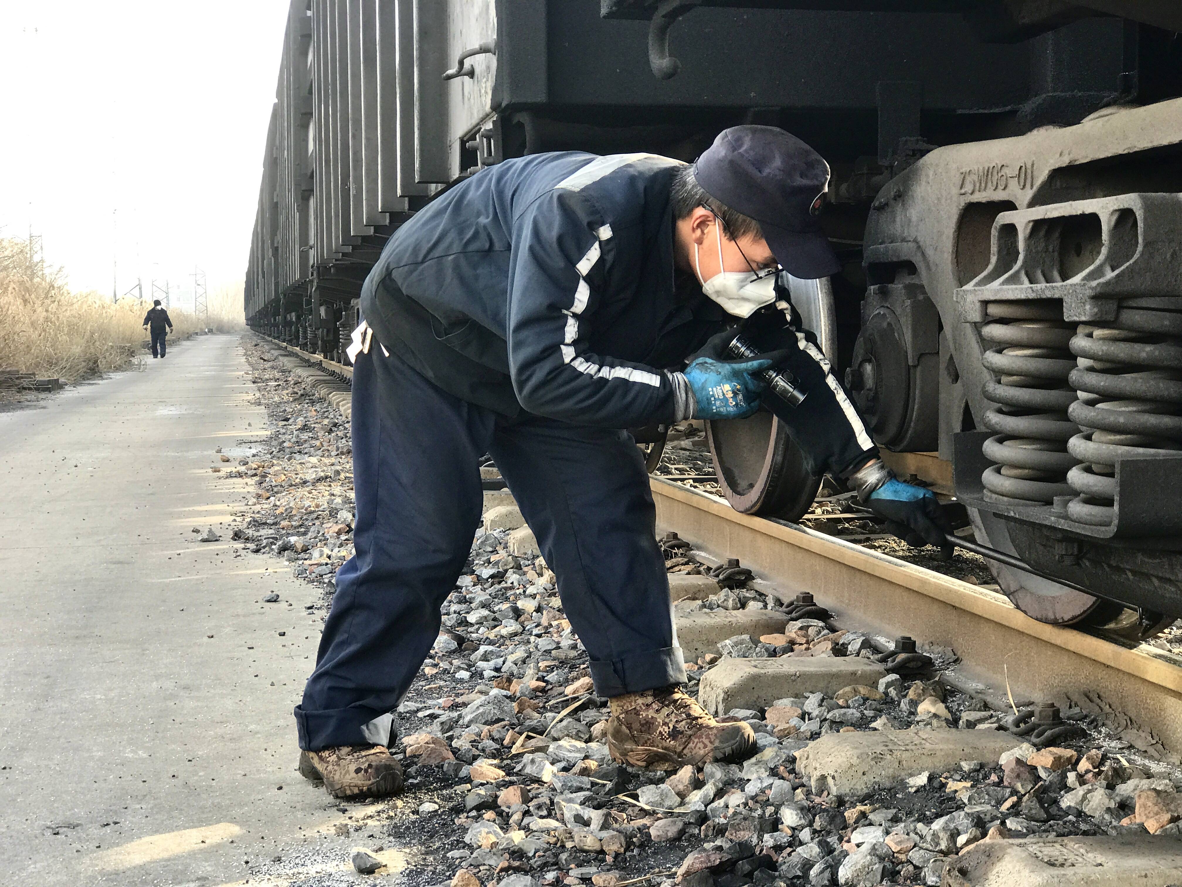 时期,处在大秦铁路东大门的太原局集团公司湖东车辆段柳村运用车间