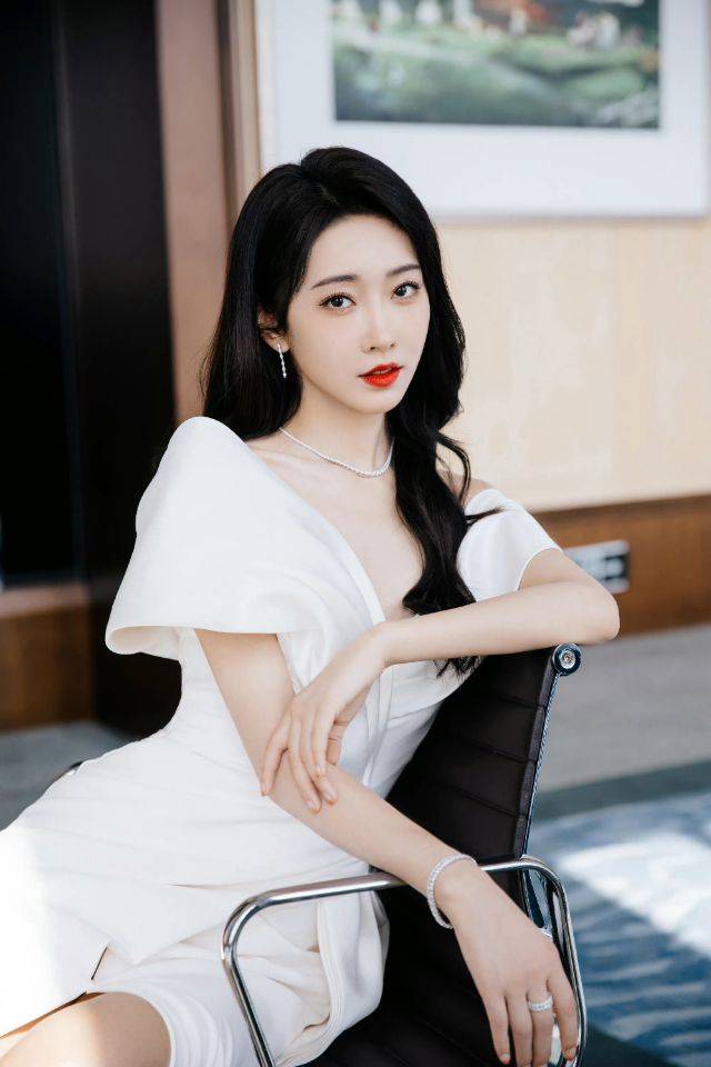 女星宣璐时尚时尚造型:清纯甜美、倾国倾城-搜狐大视野-搜狐新闻