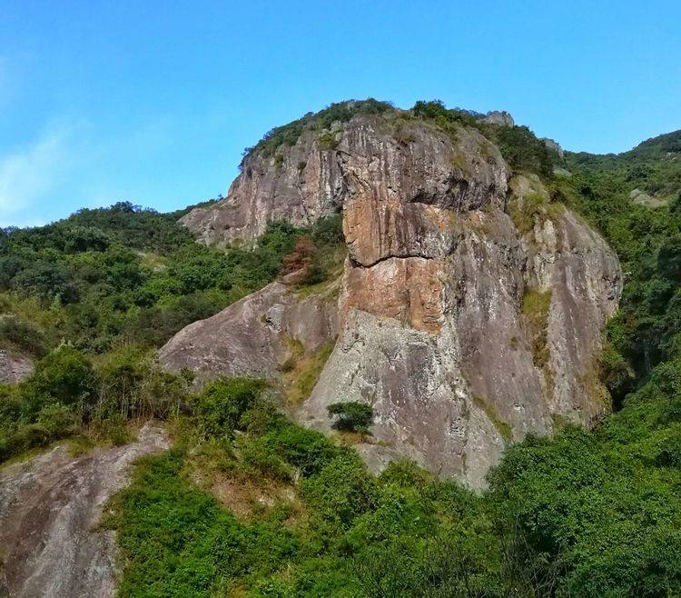 闽侯兔耳山（七绝）