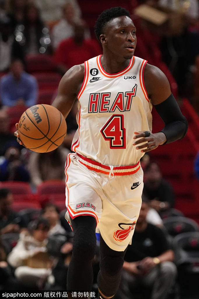 凯尔特人塔图姆赛季场均30加