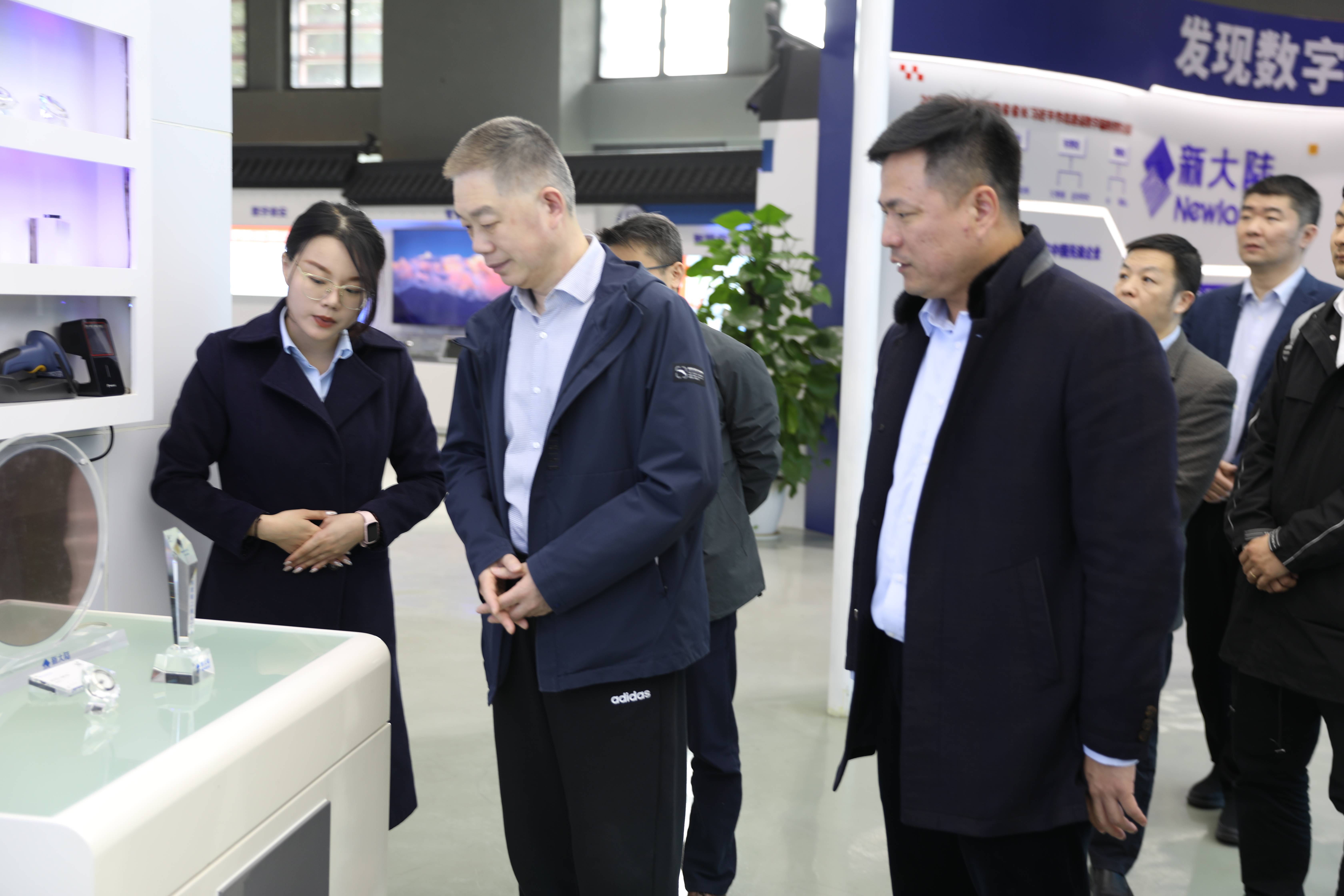 中国银联安徽分公司领导莅临国通星驿参观交流_领域_施绪扬_数字