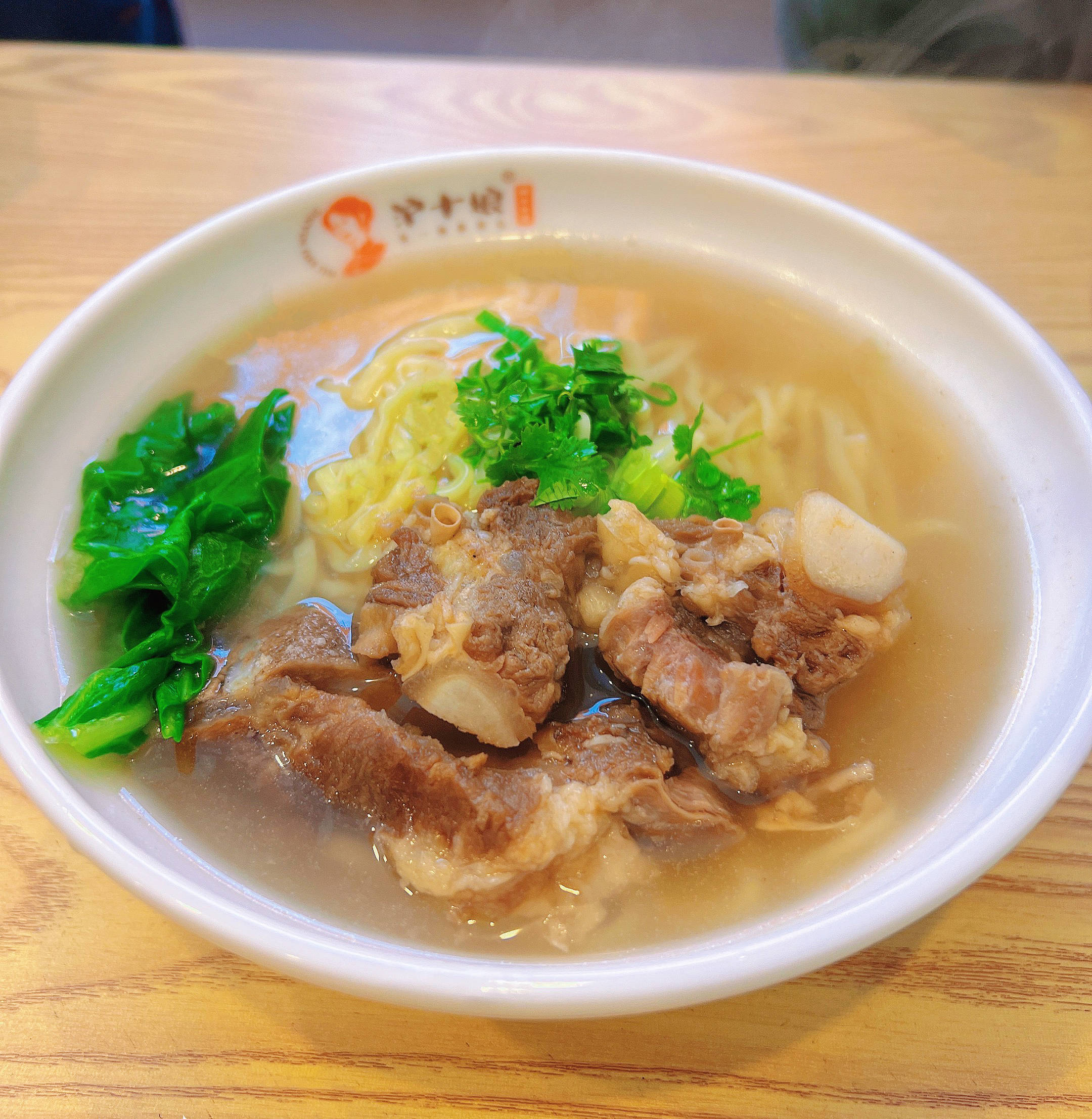 开一家沪十娘鲜牛骨面需要什么条件?_服务_口味_才能