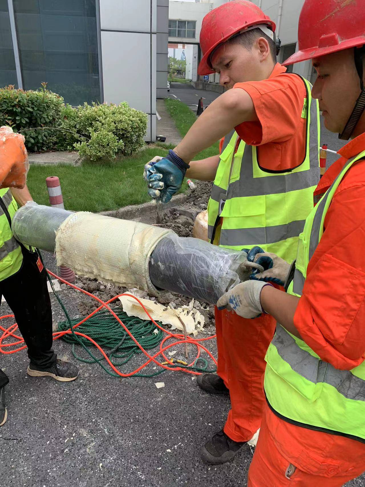 昆山管道cctv检测-管道非开挖修复-紫外光固化修复-顶管置换修复_设备