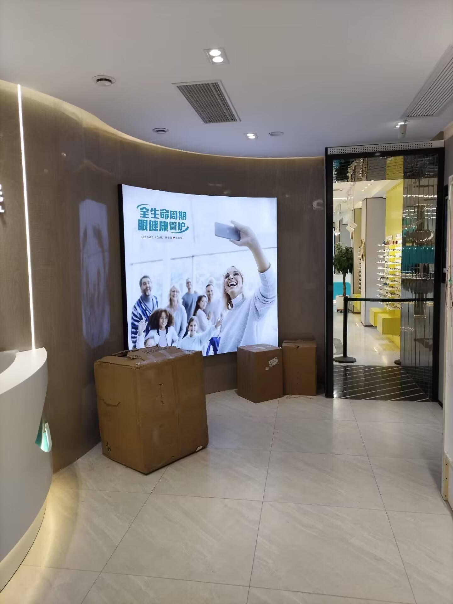 天津塘沽弧形灯箱制作,软膜灯箱,卡布灯箱_分类_形状_圆形