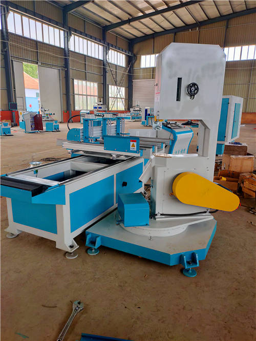 木工数控锯床 木工机械带锯设备介绍_进行_粗加工_跑车