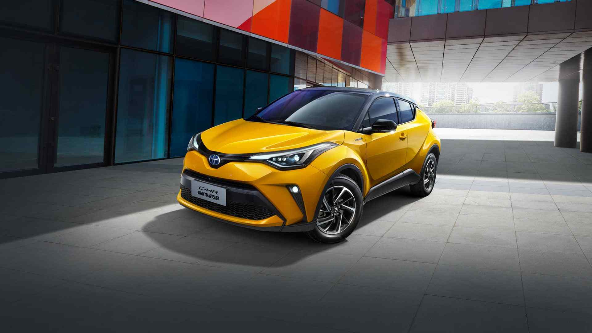 配置升级/动力调整！2023款丰田C-HR正式上市，售价15.28万元起