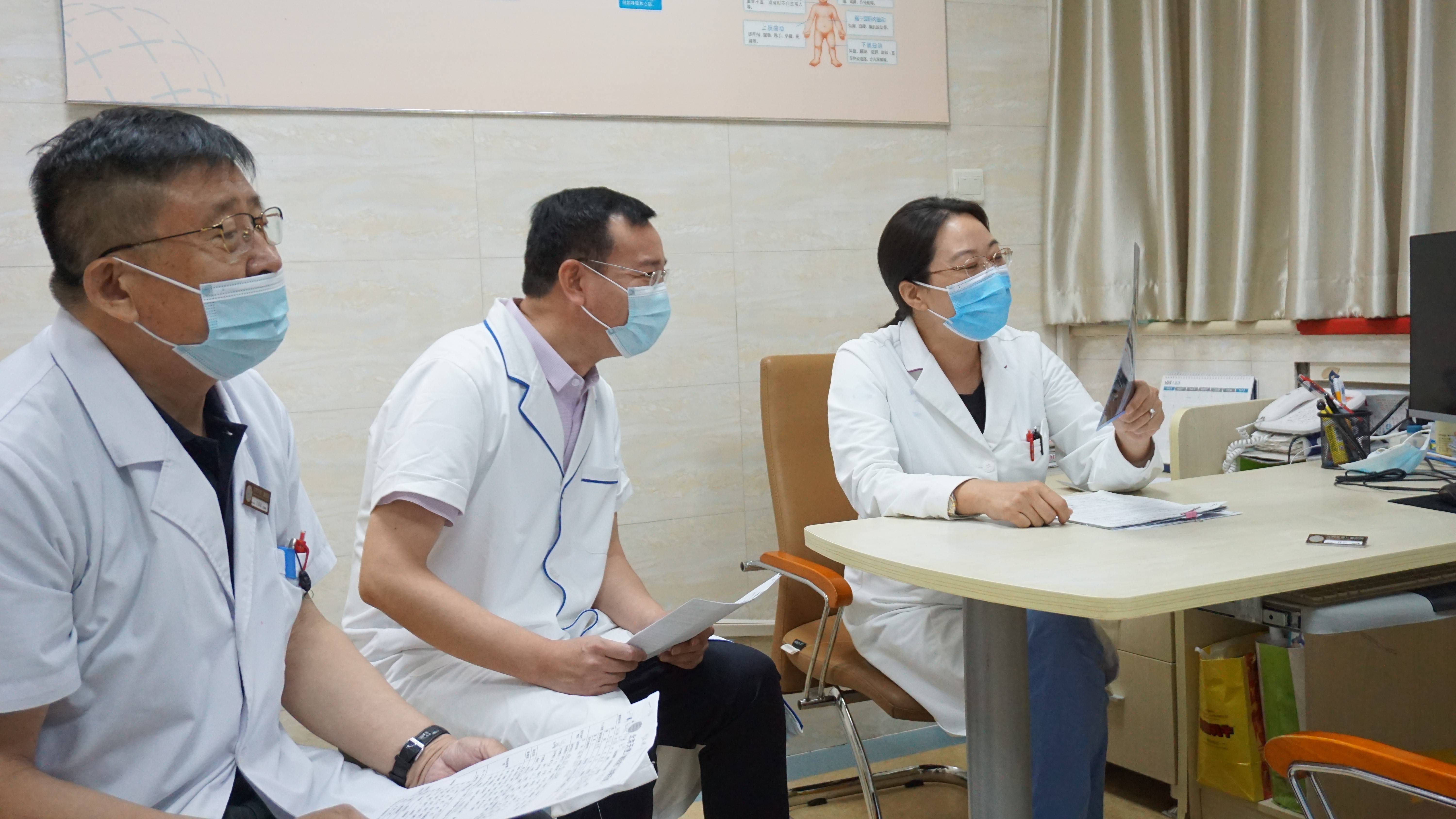 开展多学科5t专家团会诊日 为患者健康护航