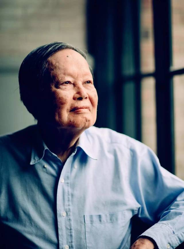 杨振宁在物理界的地位_中国_研究_领域