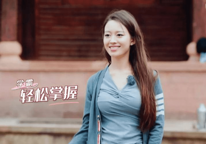  吉娜吃饭工作依然在练舞！郎朗：吉娜已经跳舞跳魔怔了 (图2)