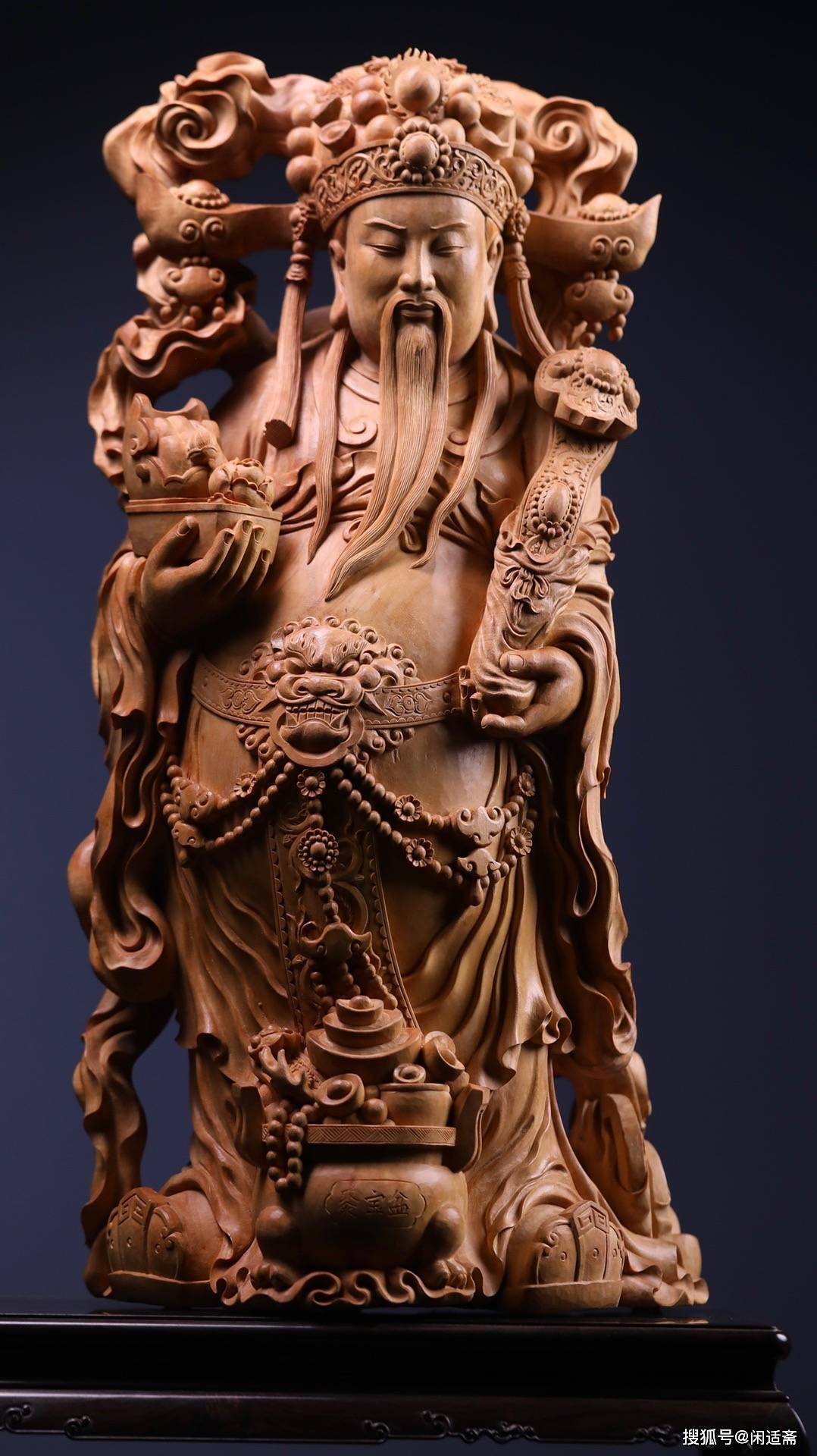 招财进宝,老山檀香木雕,文财神立像_范蠡_雕刻_民间