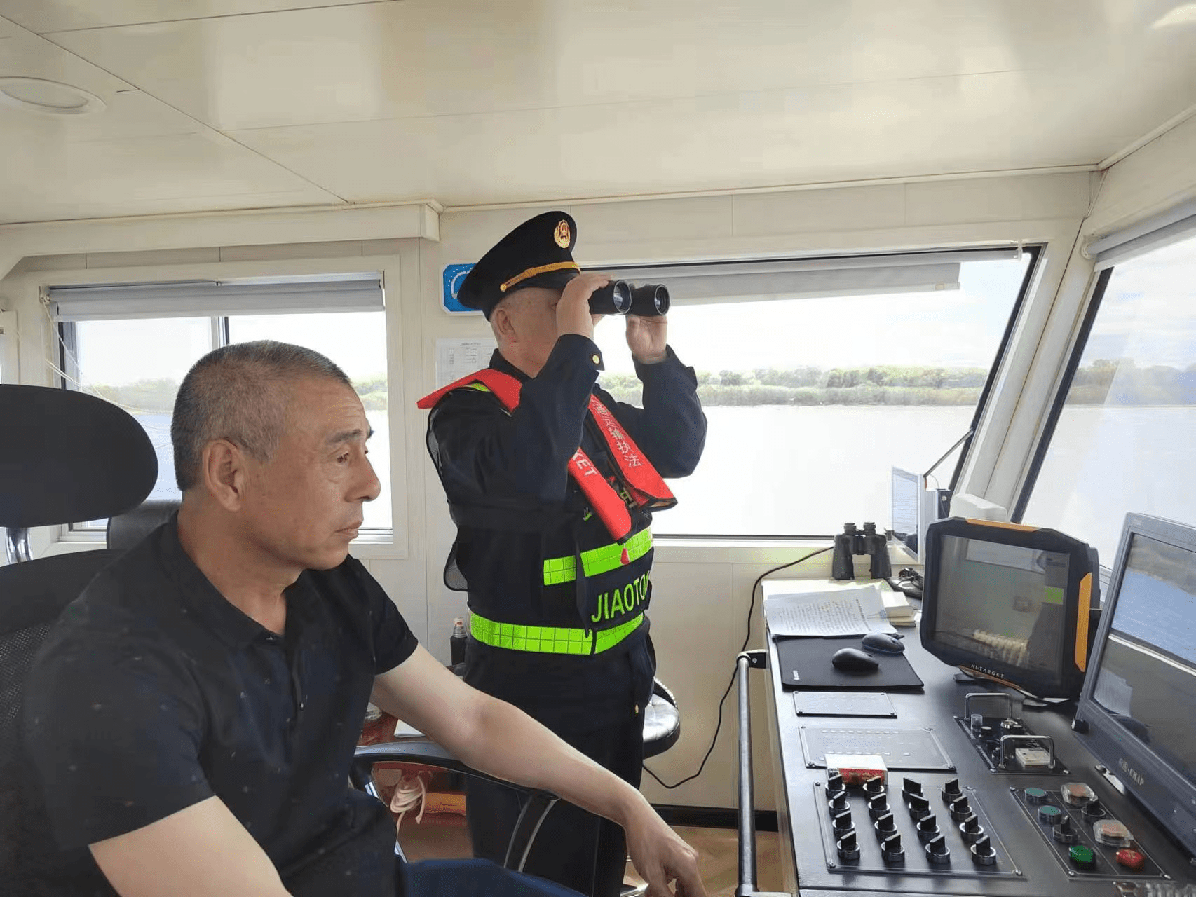 2023年黑龙江省航道行政执法巡航检查水上首航亮剑